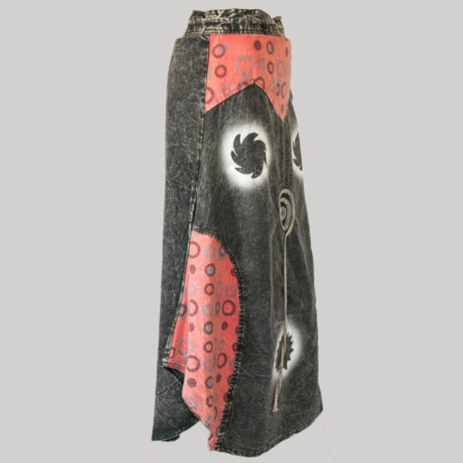 Gypsy skirt with bottom fringes (Black)