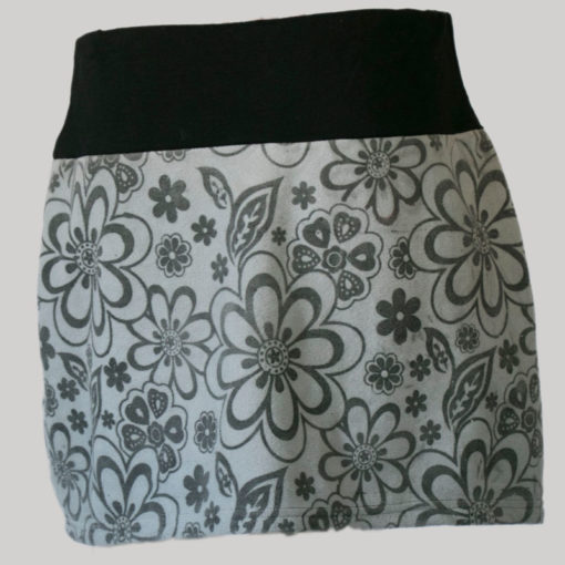 A-lined skirt polar fleece with embroidery stitches (Grey) back