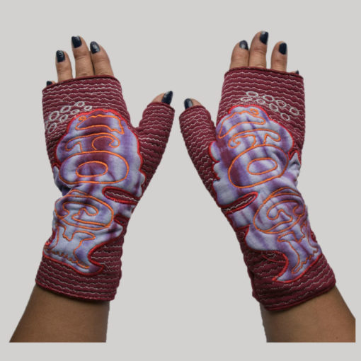 Full glove embroidery free style