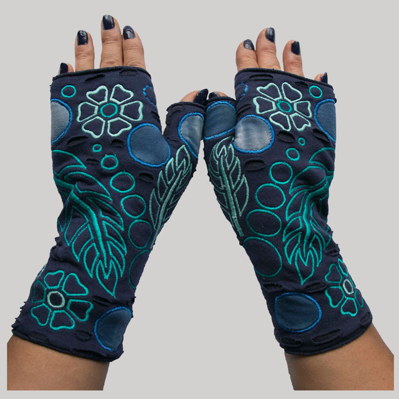 Women's gloves flower & leaf embroidery - Garments Nepal