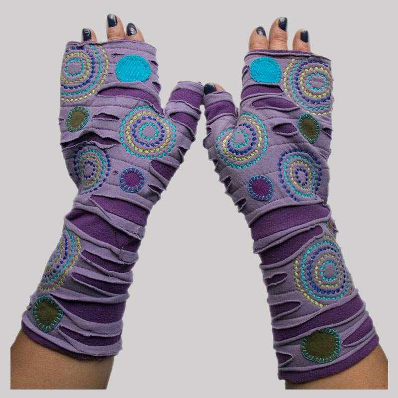 Hand stitched polka dots women's glove - Garments Nepal