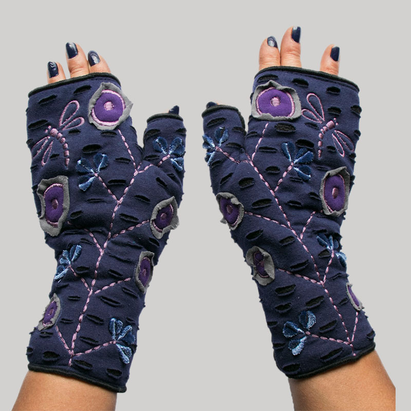 Women's gloves with flower buds velvet embroidery - Garments Nepal
