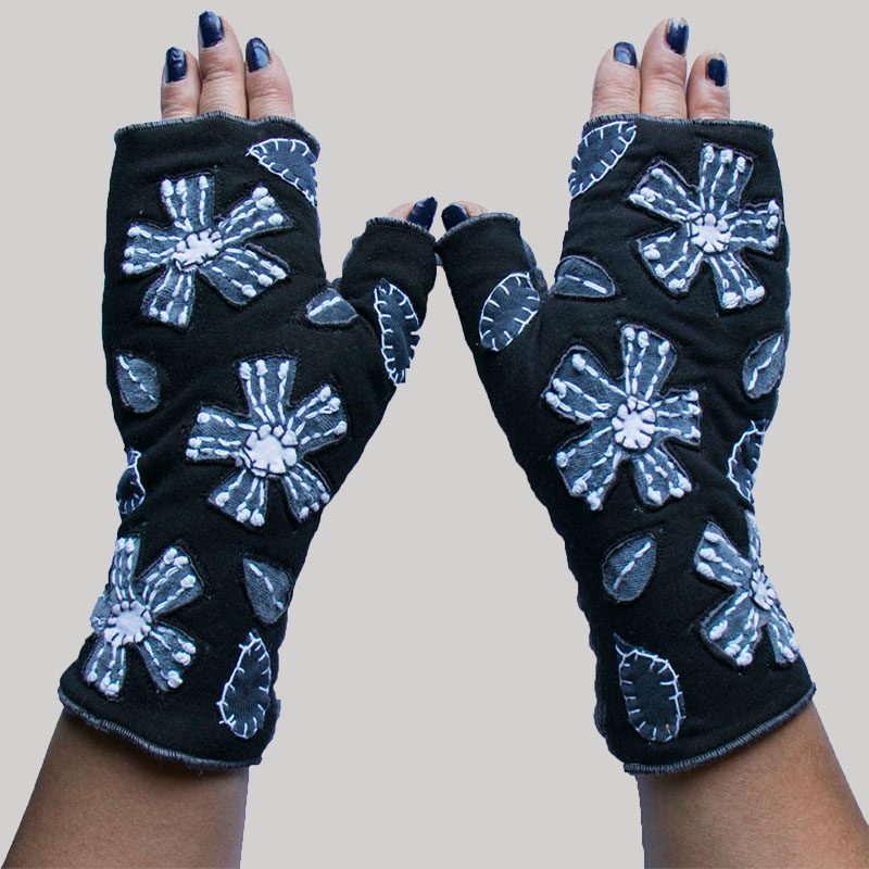 Women's gloves velour with polar fleece lining cut out - Garments Nepal