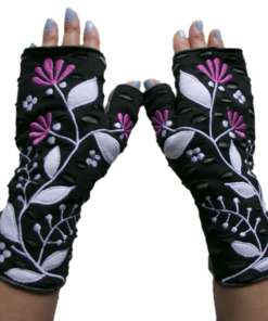 glove with embroidery flower.